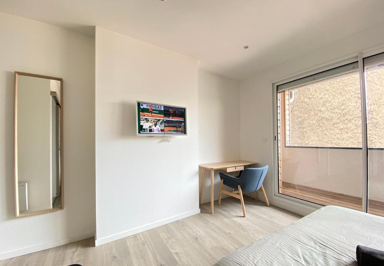 Tour D'Auvergne - Appartements En Plein Centre Ville, Proche De La Cathedrale Et De La Place De Jaude Clermont-Ferrand Eksteriør billede