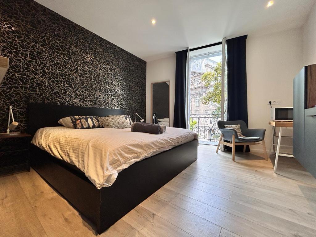 Tour D'Auvergne - Appartements En Plein Centre Ville, Proche De La Cathedrale Et De La Place De Jaude Clermont-Ferrand Eksteriør billede