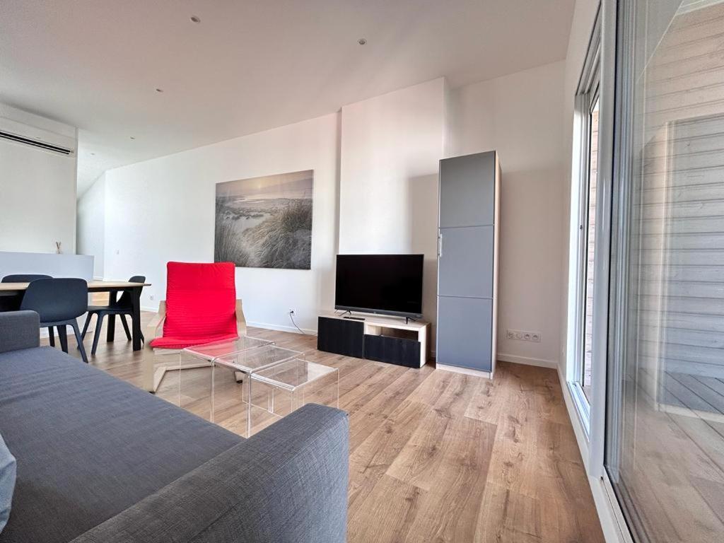 Tour D'Auvergne - Appartements En Plein Centre Ville, Proche De La Cathedrale Et De La Place De Jaude Clermont-Ferrand Eksteriør billede